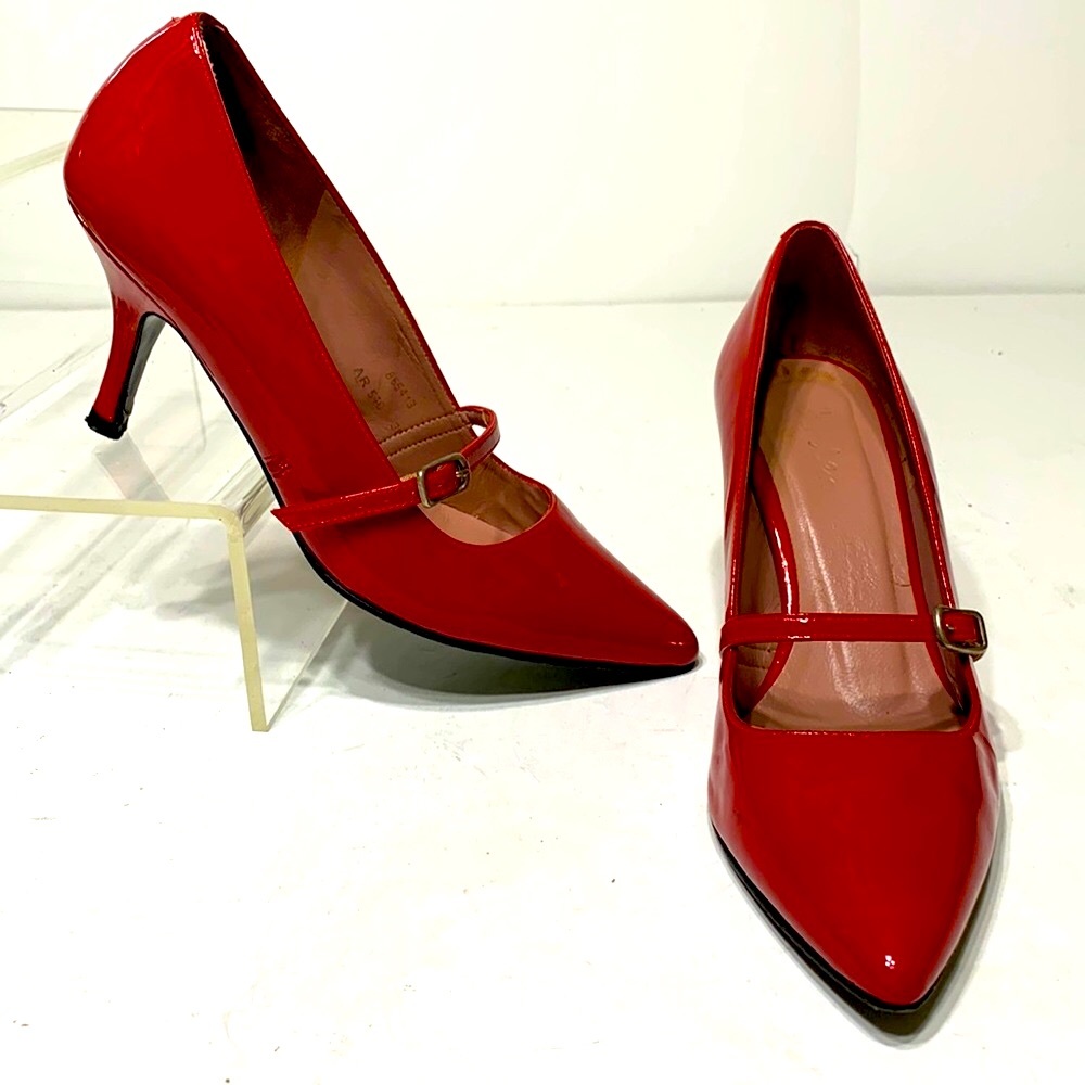 Red patent Mary Jane heels BODEN